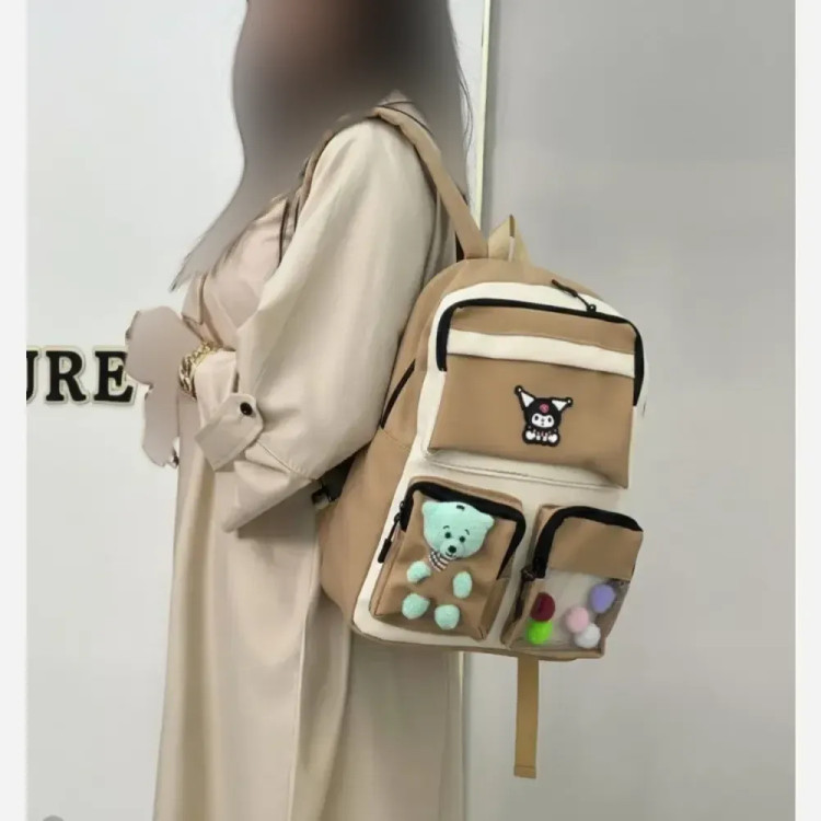 کوله پشتی مدل کرومی جنس چرم خیس رنگ نسکافه ای سایز 33 در 40 سانتیمتر