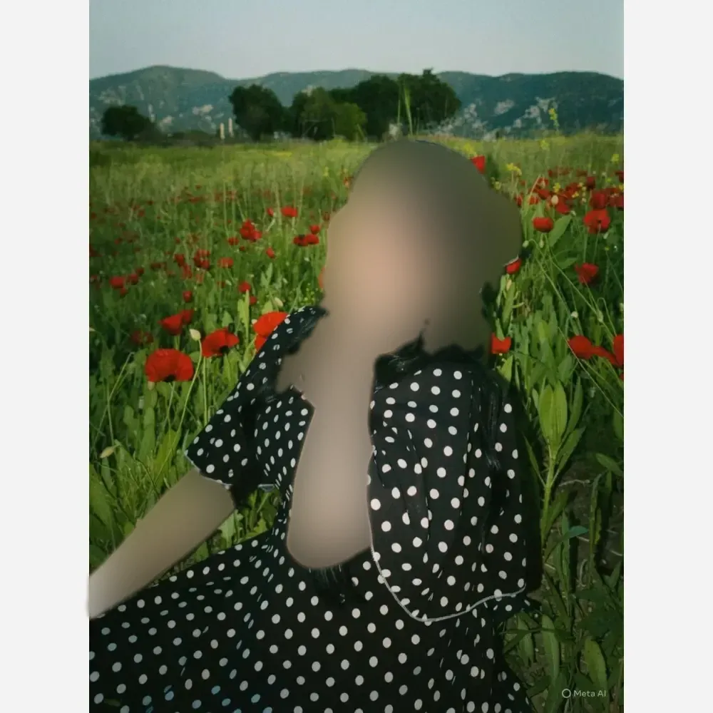 پیراهن و مینی اسکارف گلاله جنس الیزه مشکی فری سایز کمربنددار