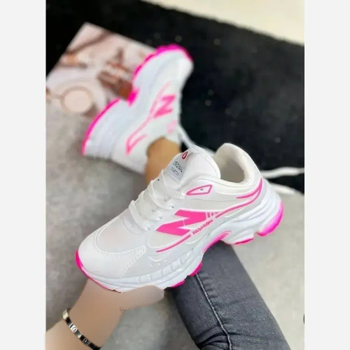 کتونی نیوبالانس زنانه رنگ صورتی سایز 37 تا 40