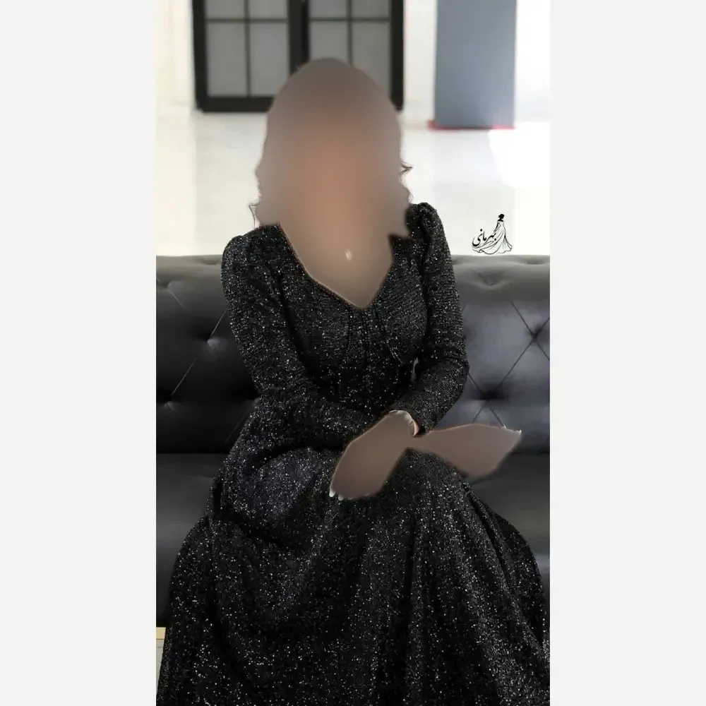 پیراهن مجلسی زنانه دانتل چمنی مشکی سنگدوزی شده کاپدار سایز بزرگ