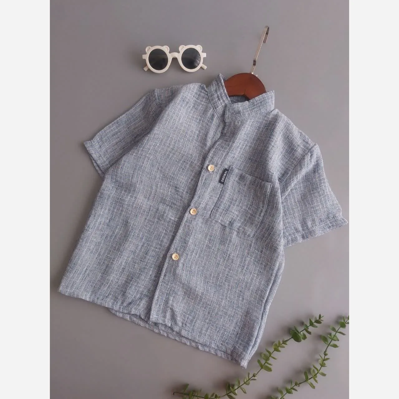 پیراهن تک دکمه دار نخی پسرانه مناسب استفاده روزمره سایزبندی 45 تا 65