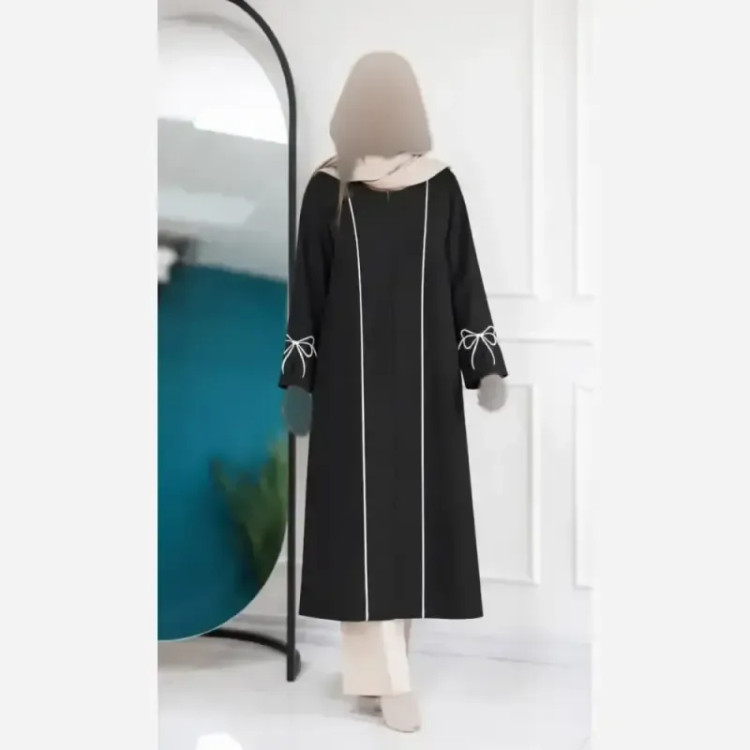 مانتو بلند مجلسی مازراتی کرشمه مشکی گلدوزی شده فری سایز