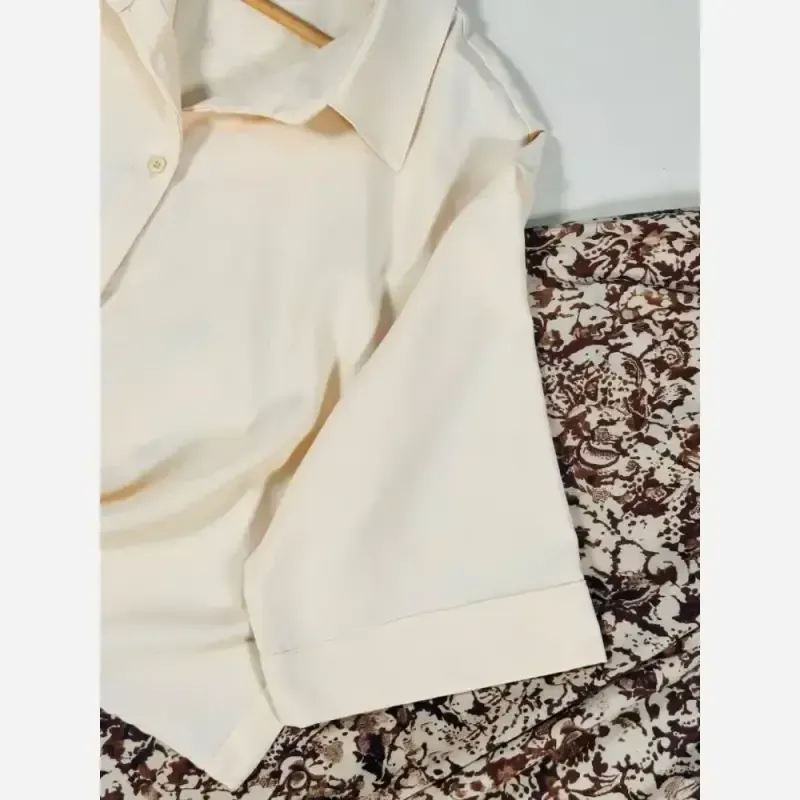 ست شومیز شلوار گیتی کرم فری سایز شومیز کرپ اسکاچی شلوار بوگاتی