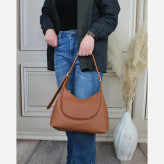 کیف زنانه چرم مصنوعی روزمره اسپرت ابعاد 31 در 23 سانتیمتر
