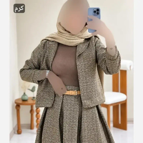 ست کت دامن ریما پاییزه جنس ریما گرم بالا فری سایز 38 تا 44 رنگ کرم نسکافه ای نقرابی