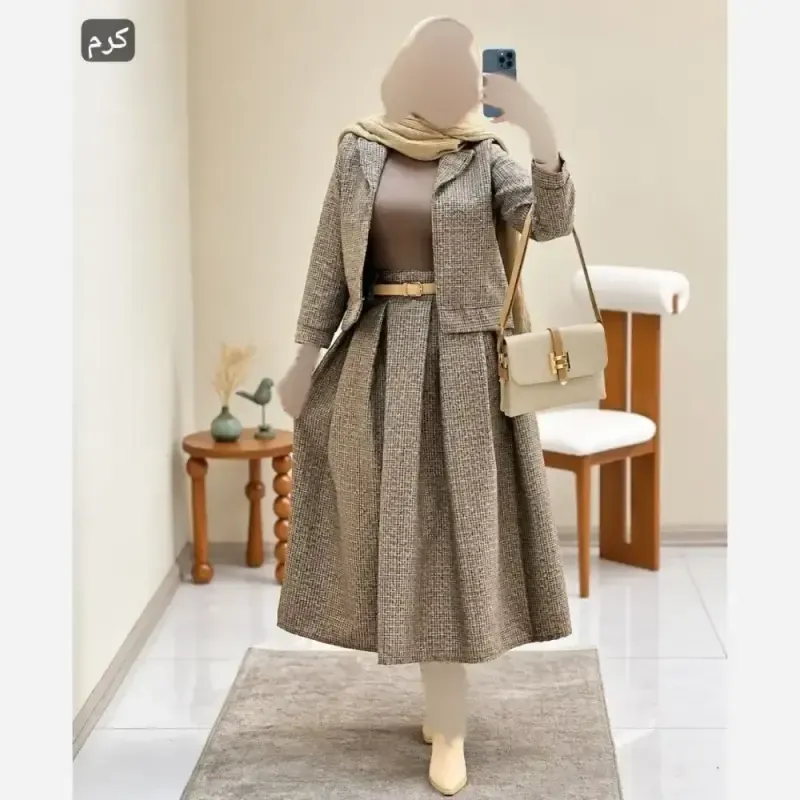 ست کت دامن ریما پاییزه جنس ریما گرم بالا فری سایز 38 تا 44 رنگ کرم نسکافه ای نقرابی