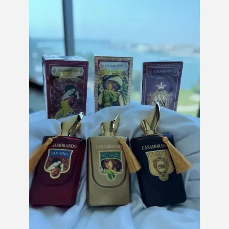 عطر زنانه فرگرنس ورد مدل کازاموراتی بوکت آیدل قرمز ادوپرفیوم حجم 100 میل طبع گرم و شیرین شرقی چوبی