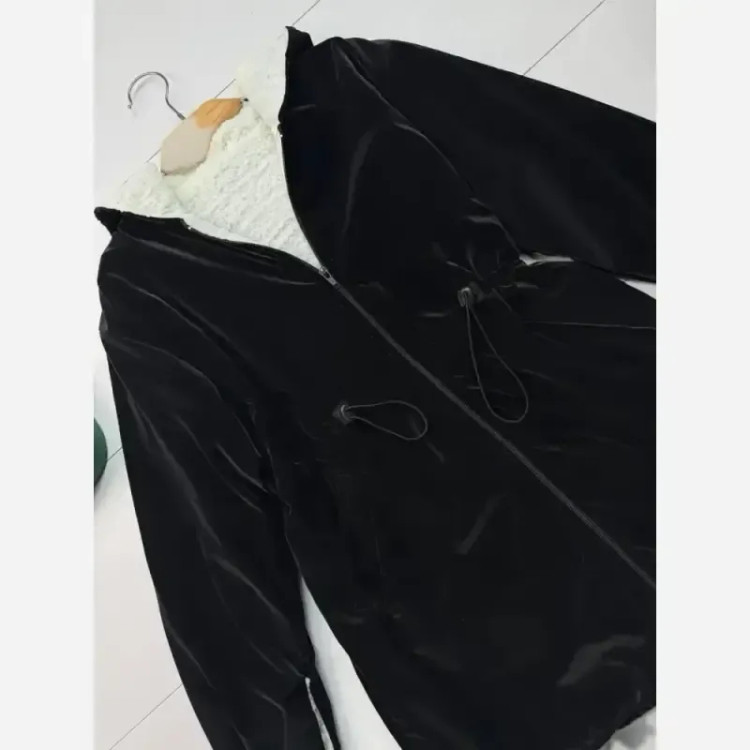 کاپشن لیوسا سیلیکونی داخل ببعی باکیفیت مشکی سایز فری 38 تا 46