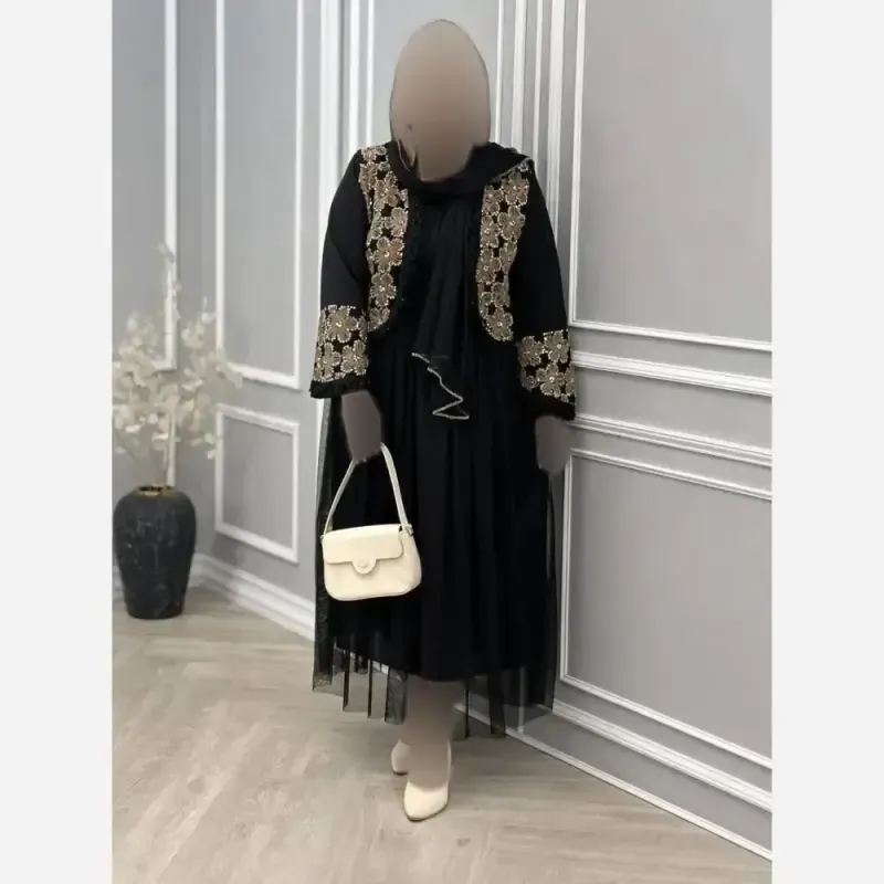 ست سه تیکه کت و دامن و شال مجلسی مدل روناک جنس مازراتی خرجکار هندی و تور سایز 38 تا 46