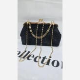 کیف مجلسی مخمل نگین کاری شده رنگ مشکی سایز 18 در 13 بند زنجیری