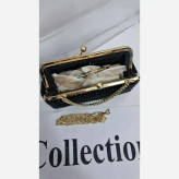 کیف مجلسی مخمل نگین کاری شده رنگ مشکی سایز 18 در 13 بند زنجیری