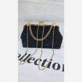 کیف مجلسی مخمل نگین کاری شده رنگ مشکی سایز 18 در 13 بند زنجیری