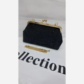 کیف مجلسی مخمل نگین کاری شده رنگ مشکی سایز 18 در 13 بند زنجیری