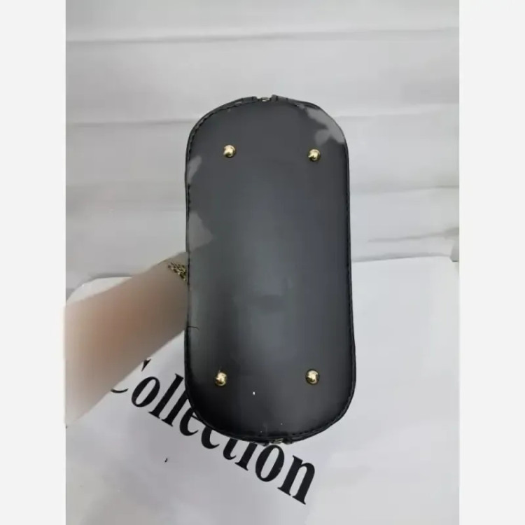 کیف چرمی مشکی زنانه بند دوشی سایز 23 در 23 مدل goldis