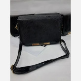 کیف دوشی ماهگل چرم مشکی سایز 15 در 20