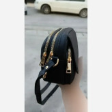 کیف دوشی ماهگل چرم مشکی سایز 15 در 20